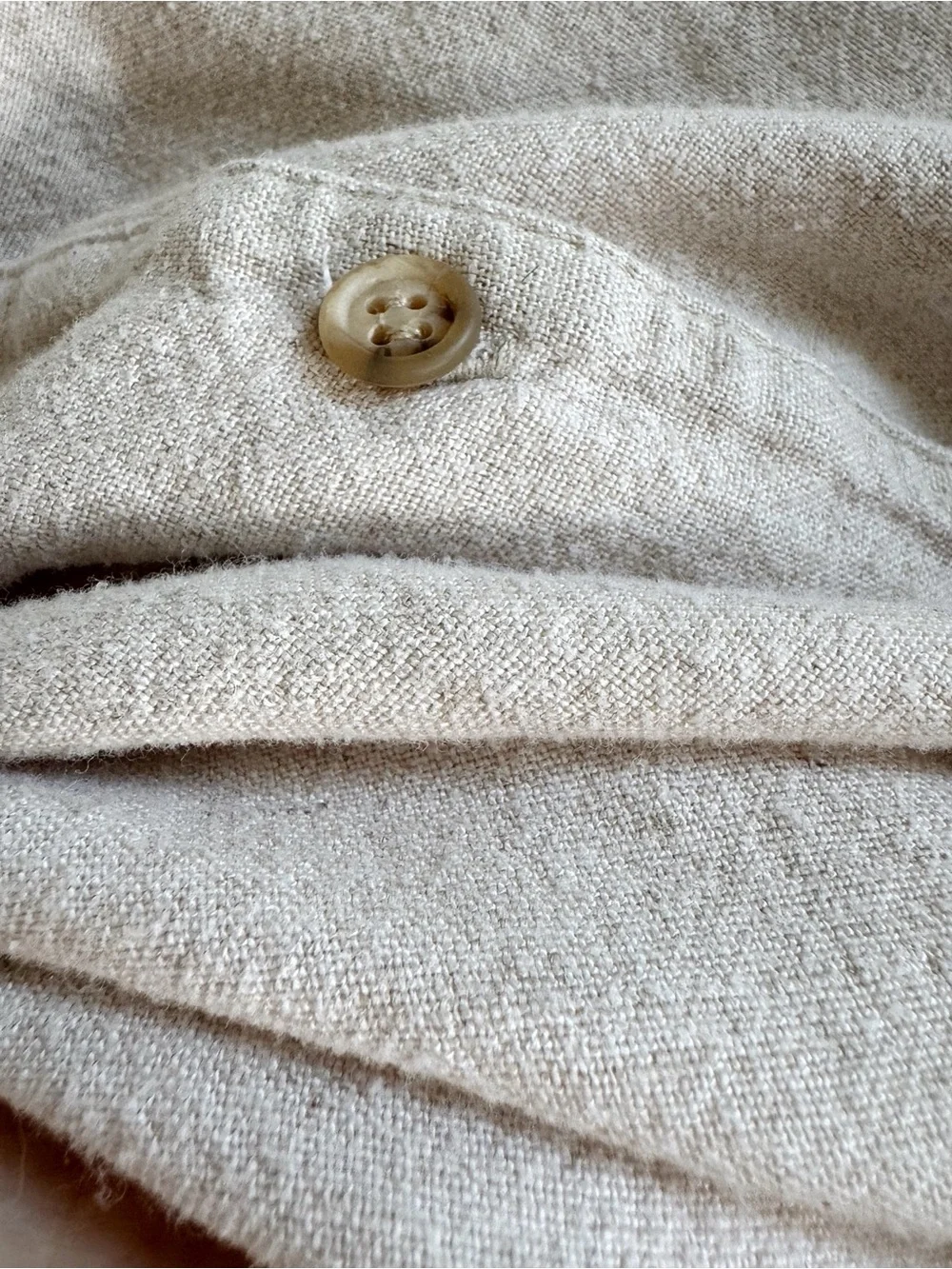 Vintage Linen Rayon Short-Sleeve Button-Up Shirt Beige | Oversized Relaxed Fit - Picture 6 of 6